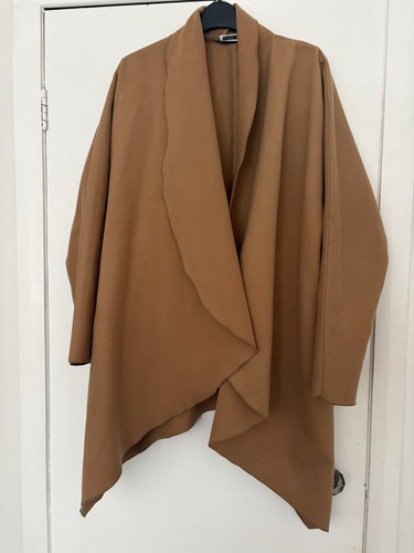 Noisy may wrap camel - may, size