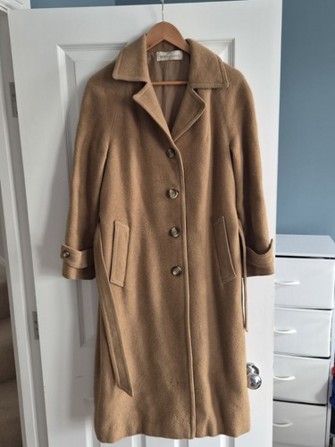 Vintage burberrys camel - vintage,