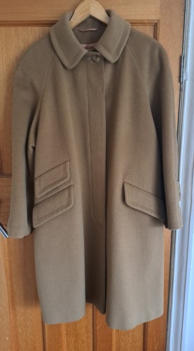 Vintage aquascutum women - vintage, women's