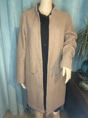 Angashion made open front - made,